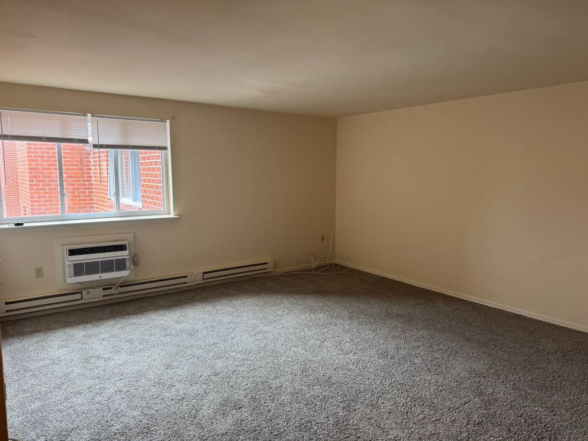Apartment for rent at 203 E Chestnut St, Souderton, PA 18964