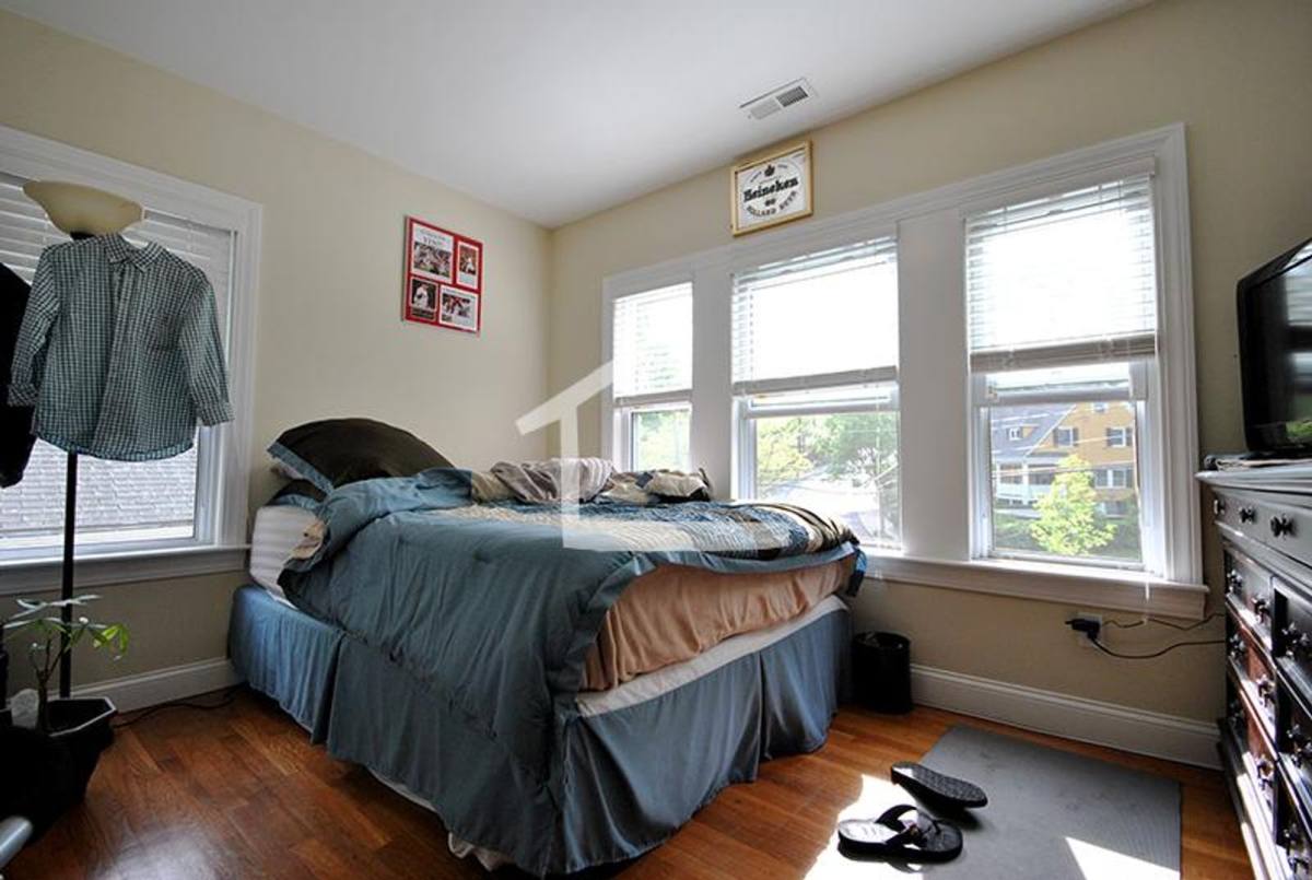 Apartment for rent at 57 Dunboy St #2B, Brighton, MA 02135
