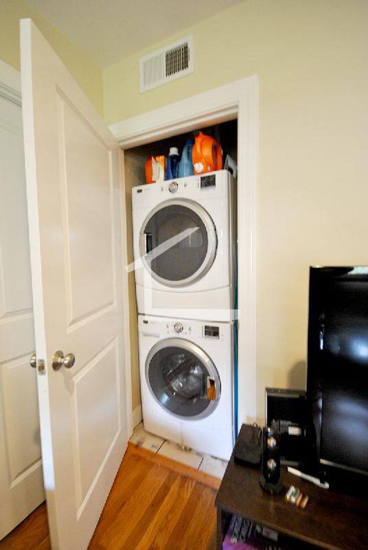 Apartment for rent at 57 Dunboy St #2B, Brighton, MA 02135