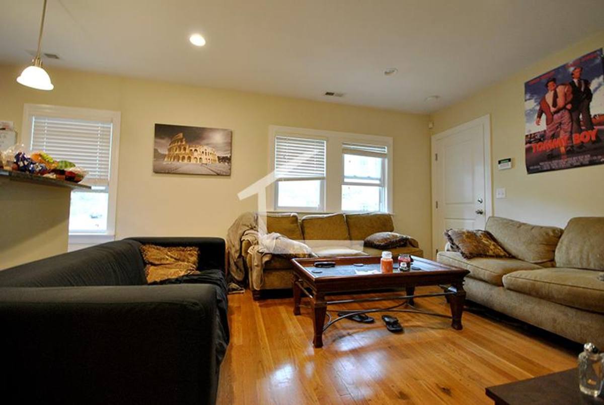 Apartment for rent at 57 Dunboy St #2B, Brighton, MA 02135
