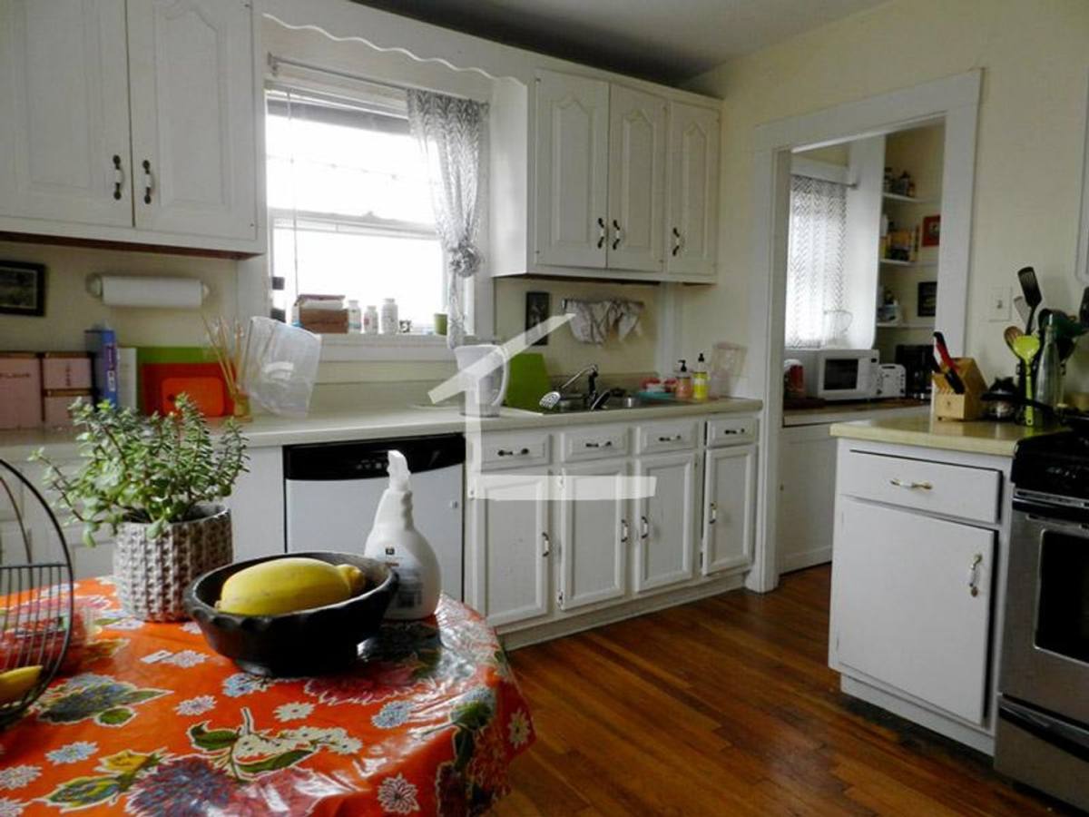 Apartment for rent at 99 Beechcroft St #2, Brighton, MA 02135