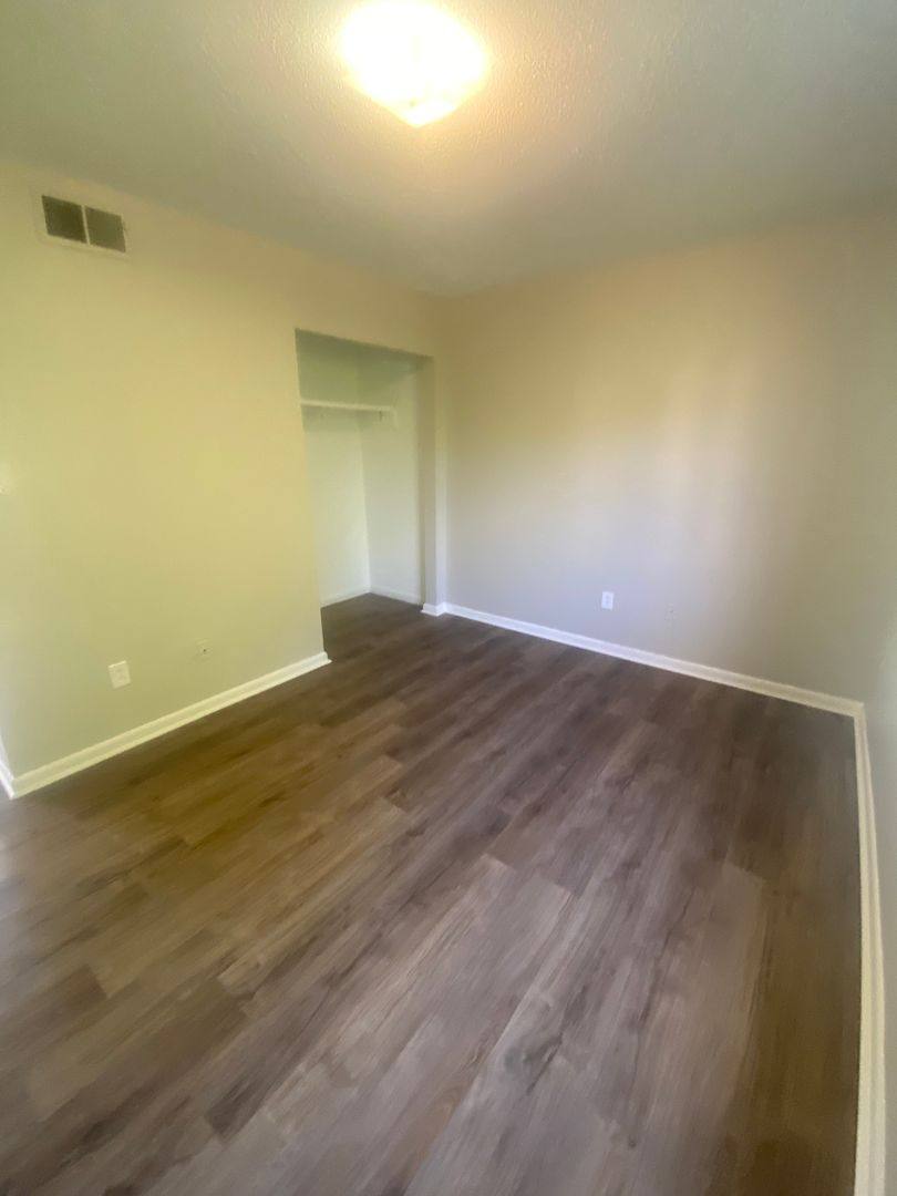 Apartment for rent at 916 Fairground Spur Rd, New Albany, MS 38652