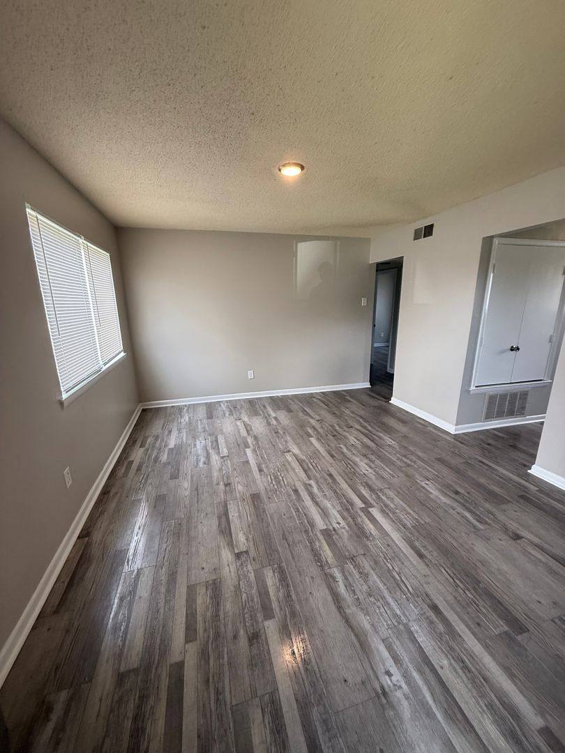 Apartment for rent at 916 Fairground Spur Rd, New Albany, MS 38652