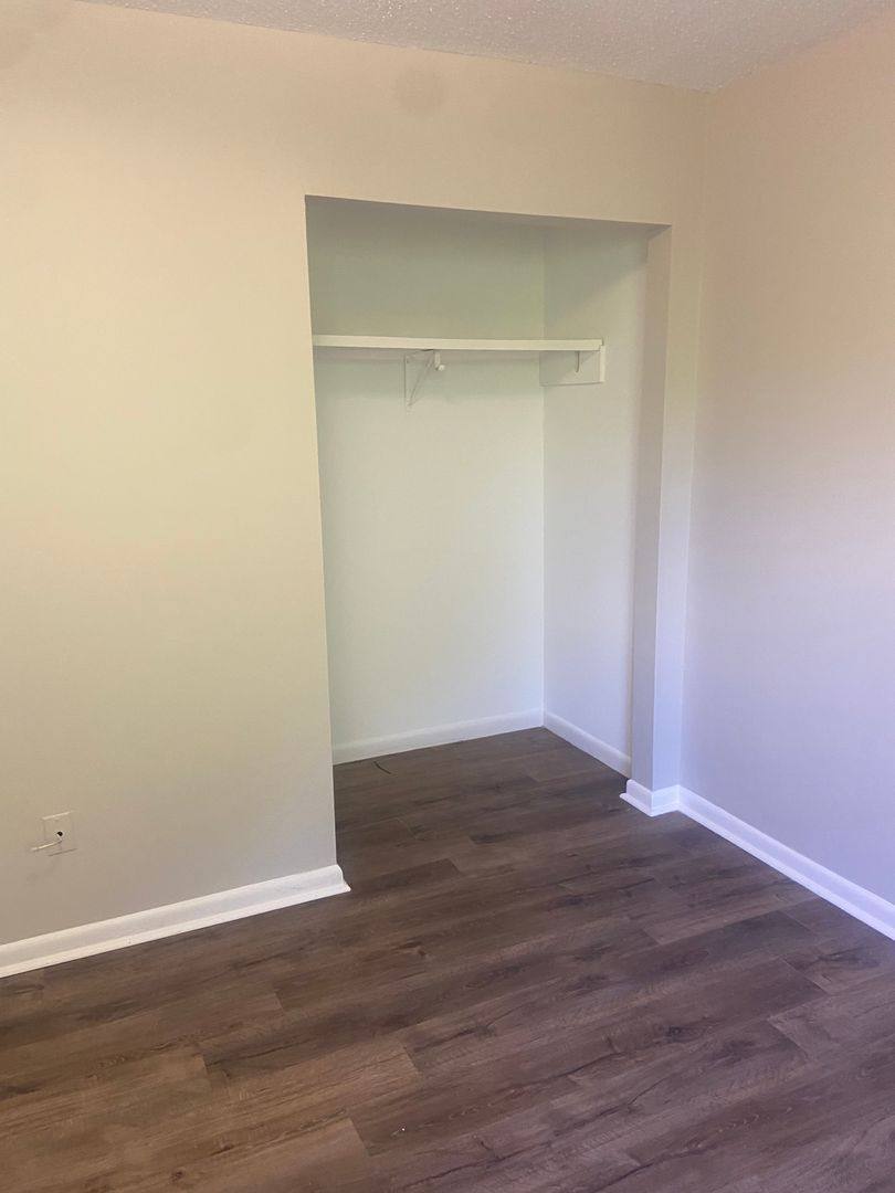 Apartment for rent at 916 Fairground Spur Rd, New Albany, MS 38652