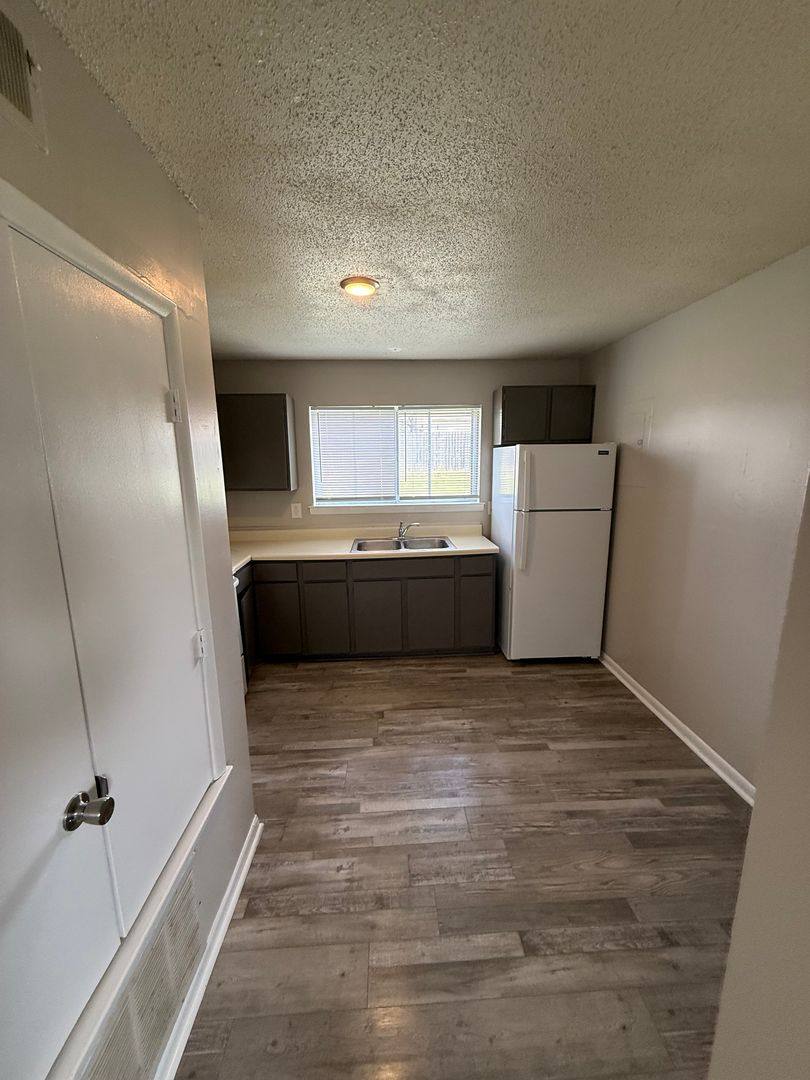 Apartment for rent at 916 Fairground Spur Rd, New Albany, MS 38652