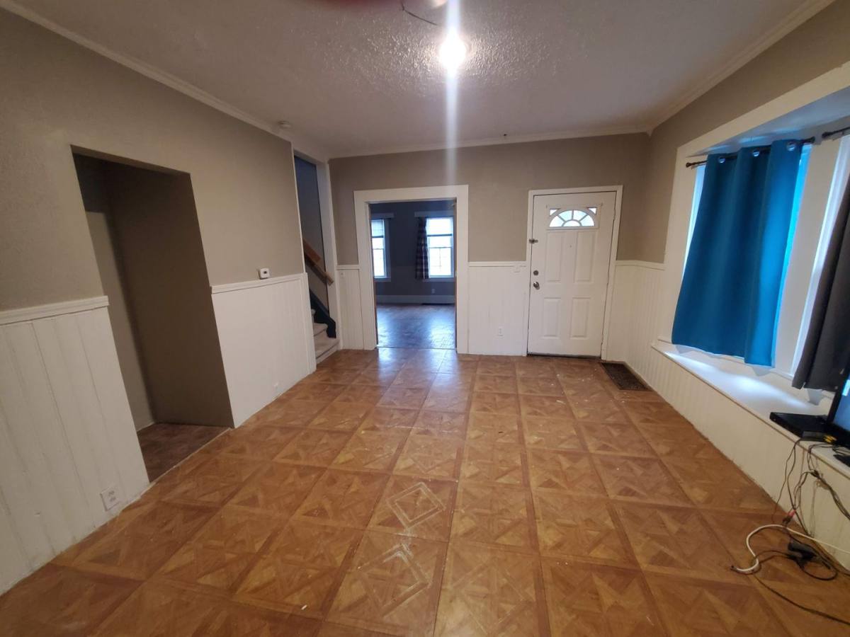 House for rent at 385 Ames St, Rochester, NY 14611