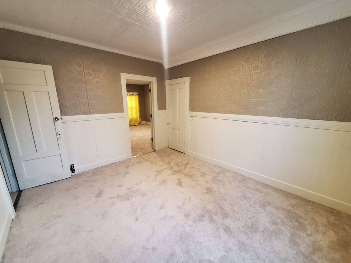 House for rent at 385 Ames St, Rochester, NY 14611