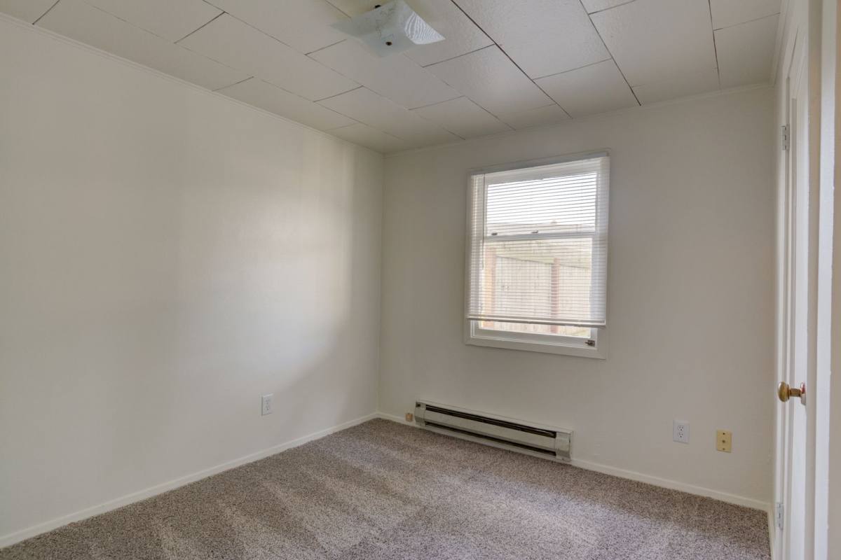 Apartment for rent at 33010 Sr, Oak Harbor, WA 98277