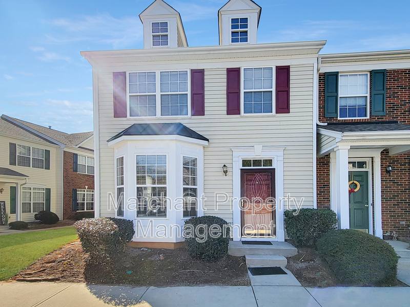 Townhouse for rent at 525 Fagin Circle, Mauldin, SC 29662