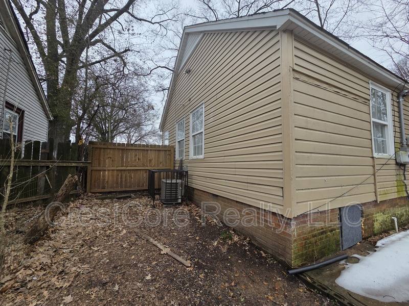 House for rent at 3458 Radford Rd, Memphis, TN 38111