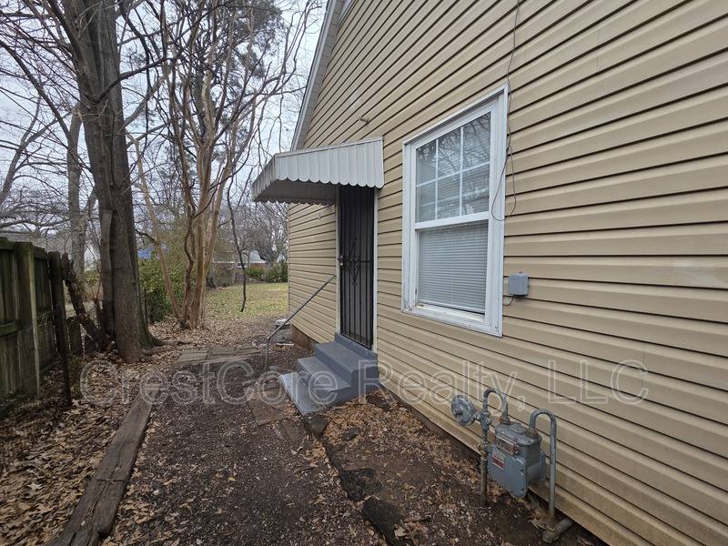 House for rent at 3458 Radford Rd, Memphis, TN 38111