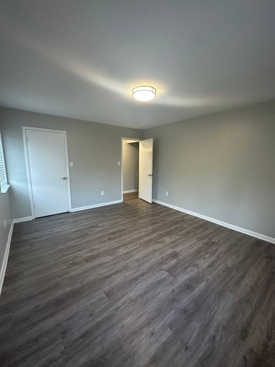 Apartment for rent at 30250 W 12 Mile Rd, Farmington, MI 48334