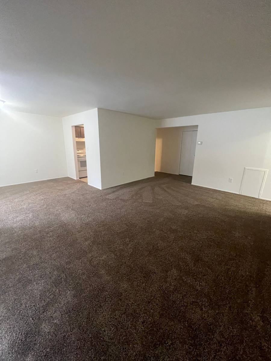 Apartment for rent at 30250 W 12 Mile Rd, Farmington, MI 48334