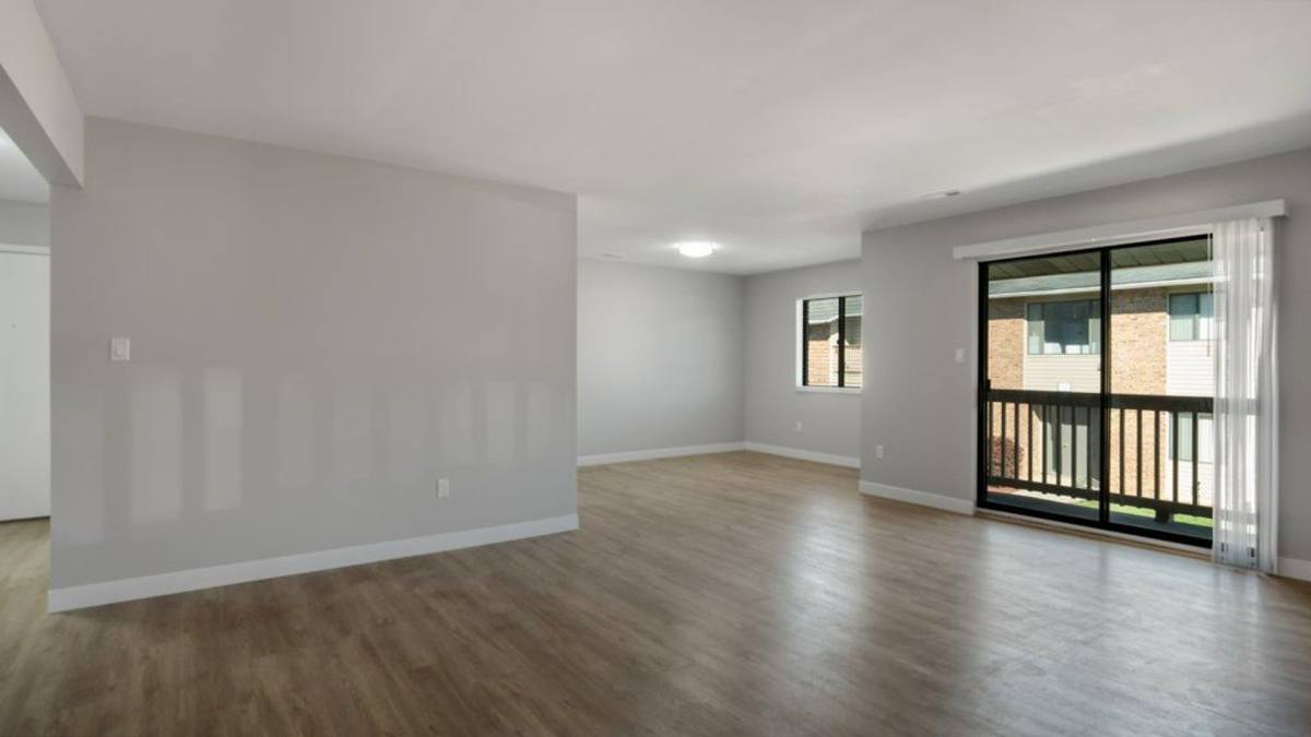 Apartment for rent at 30250 W 12 Mile Rd, Farmington, MI 48334
