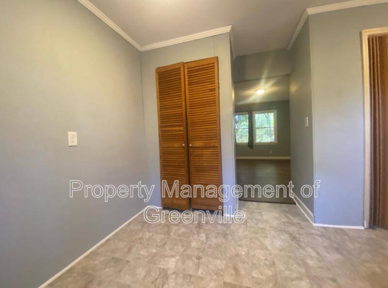 House for rent at 220 Piney Mountain Rd #4, Greenville, SC 29609