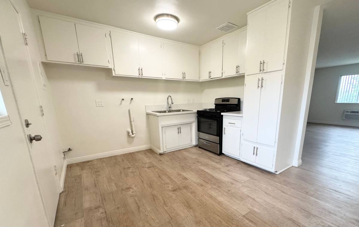 Apartment for rent at 702-725 N Mavis St, Anaheim, CA 92805