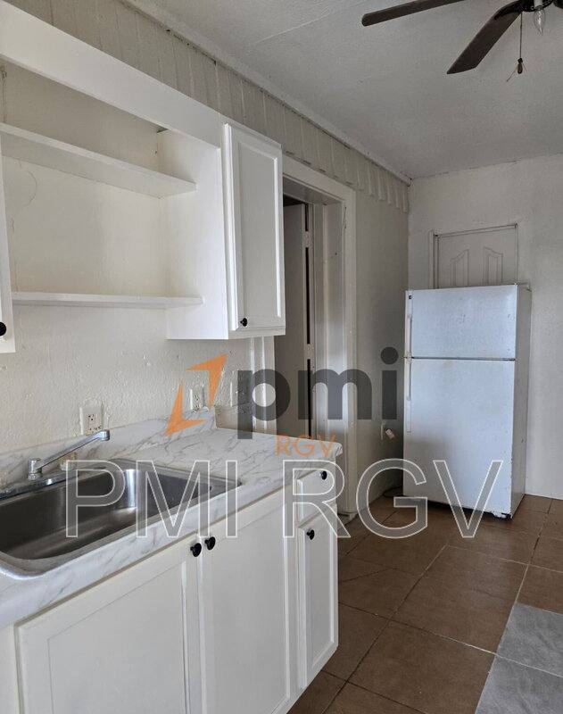Apartment for rent at 1608 Norma Lane #8, Edinburg, TX 78539