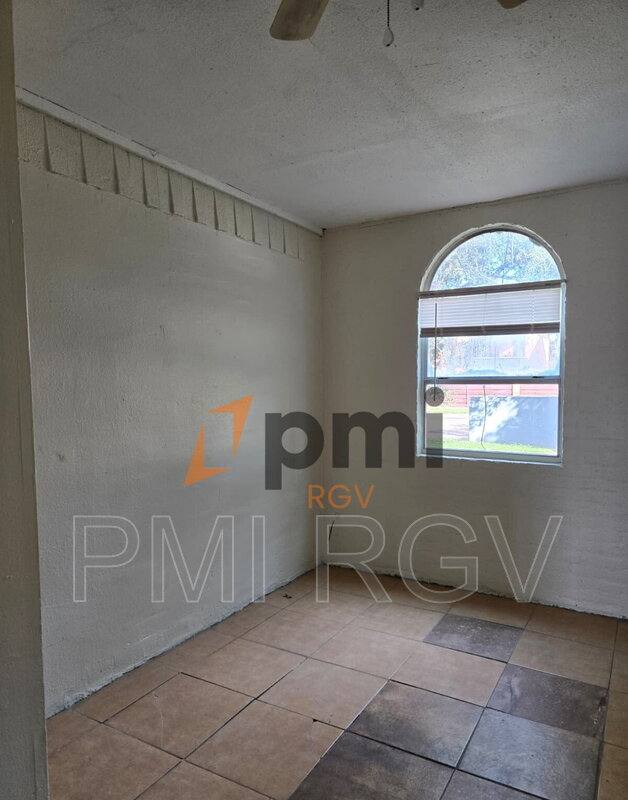 Apartment for rent at 1608 Norma Lane #8, Edinburg, TX 78539