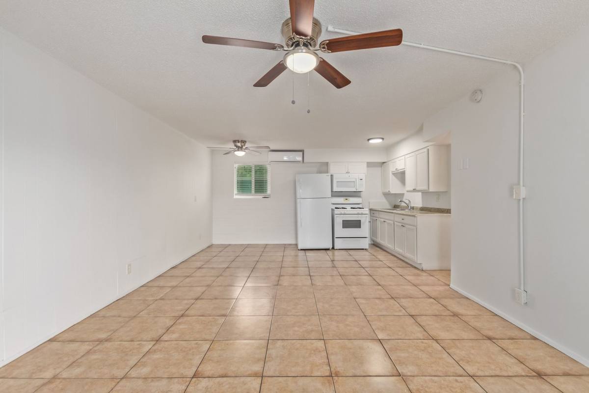 Apartment for rent at 3319 N 32nd St, Phoenix, AZ 85018