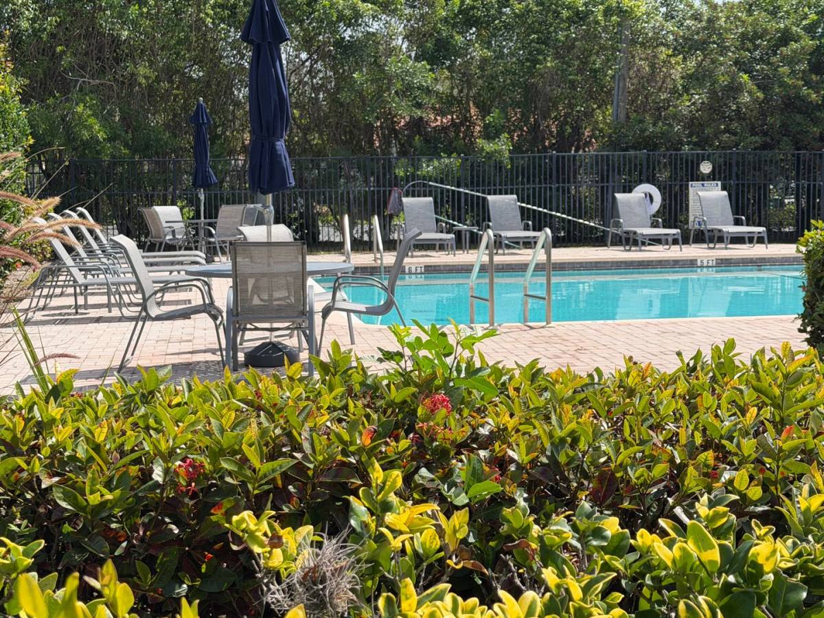 House for rent at 3425 Anton Court, Naples, FL 34109