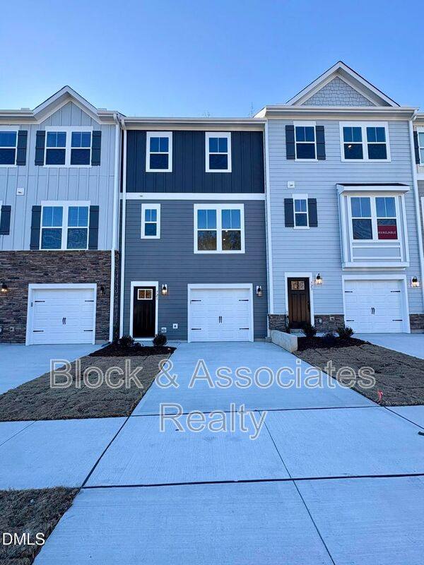 Townhouse for rent at 721 Parc Townes Dr, Wendell, NC 27591