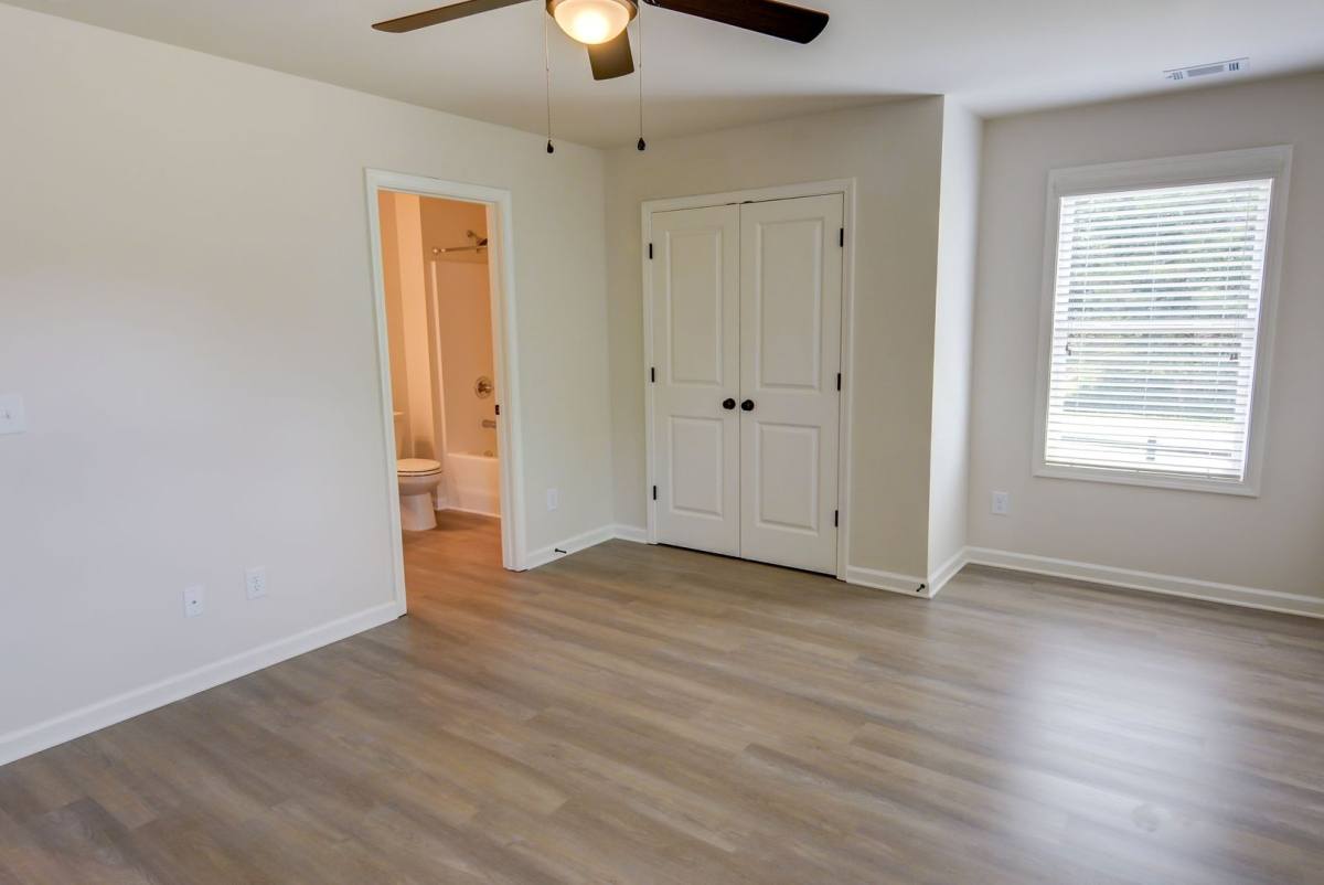 Apartment for rent at 3078 Commons Dr, Gainesville, GA 30504