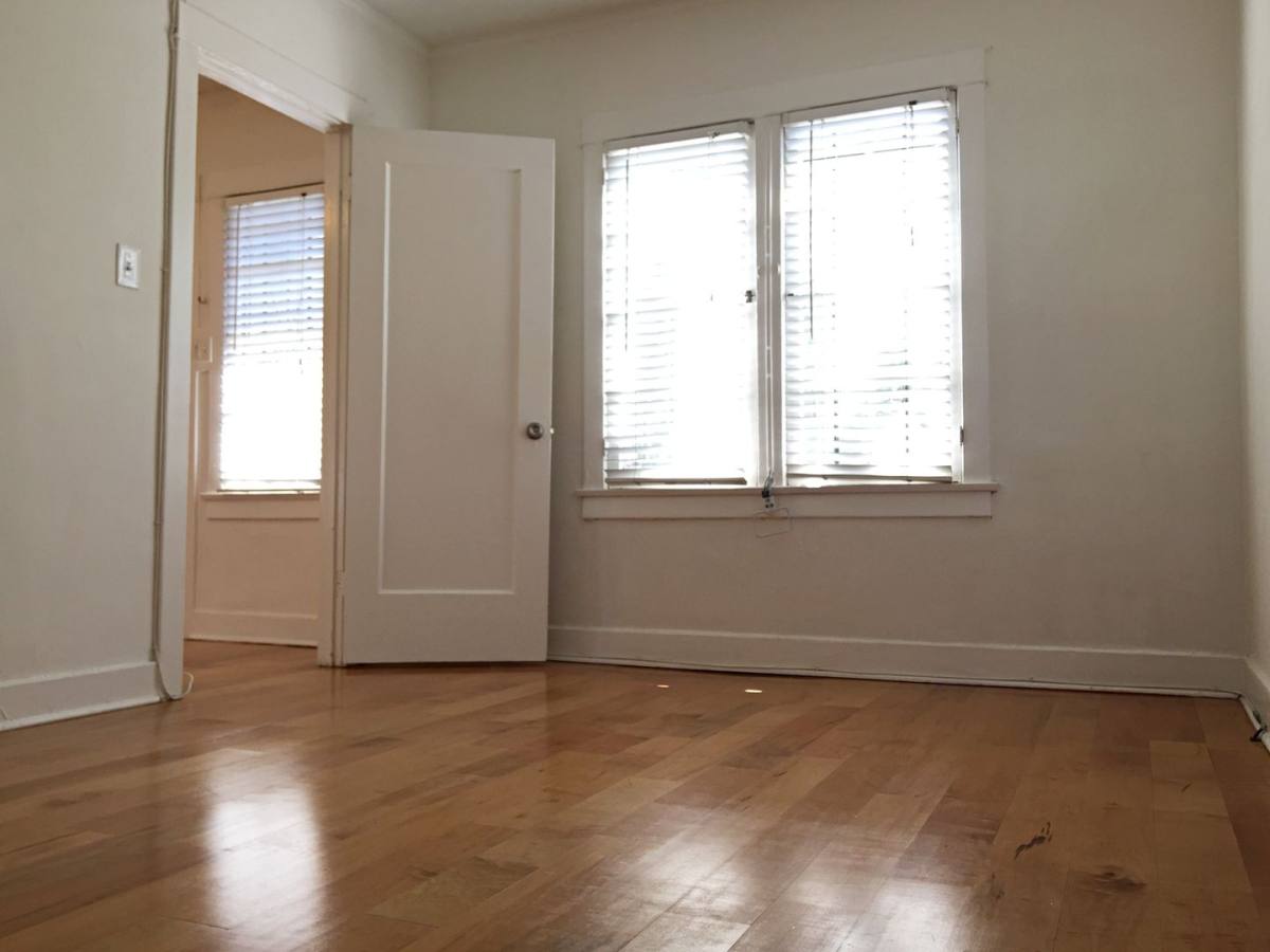 Apartment for rent at 5414 Fountain Ave, Los Angeles, CA 90029