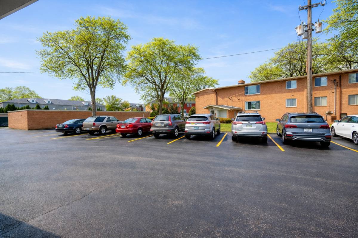 Condo for rent at 22081 River Oaks Dr #B1, Rocky River, OH 44116