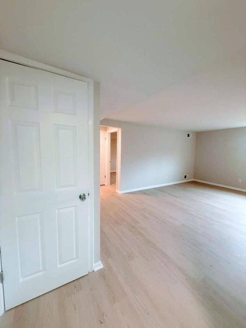 Condo for rent at 22081 River Oaks Dr #B1, Rocky River, OH 44116