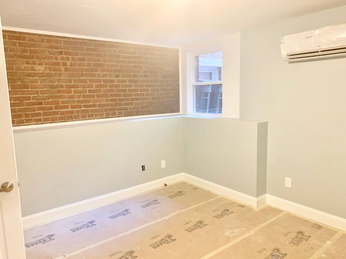 Apartment for rent at 176 Kelton St #B, Allston, MA 02134