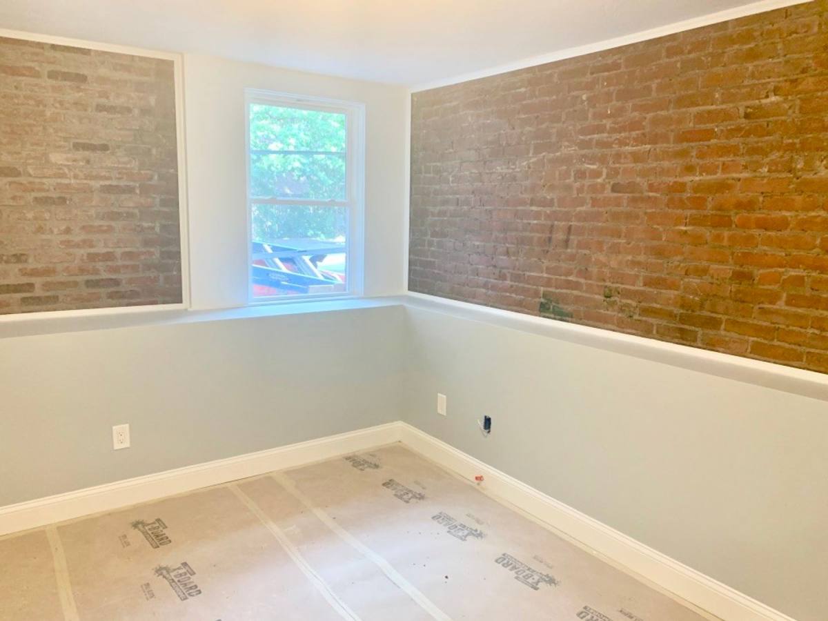 Apartment for rent at 176 Kelton St #B, Allston, MA 02134