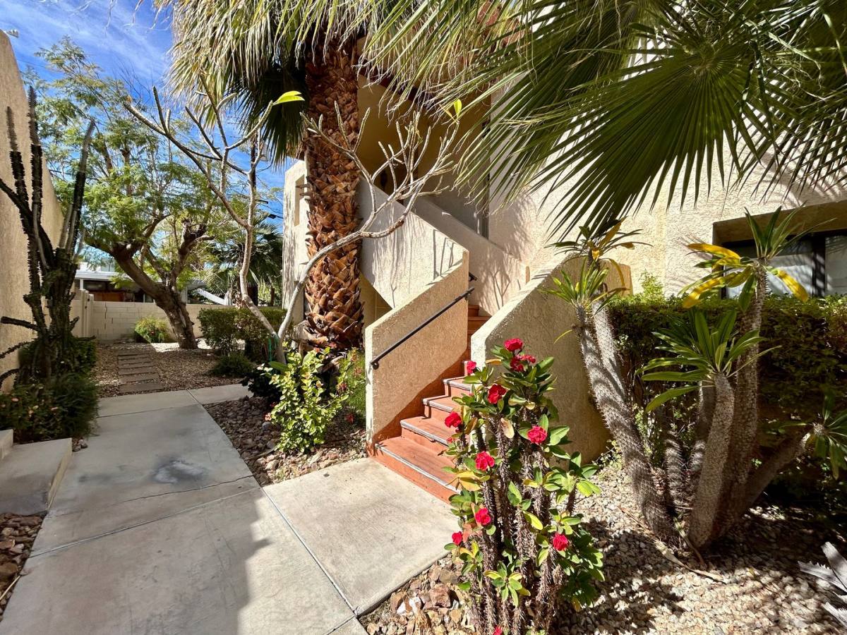 Apartment for rent at 45485 Sunset Lane #3, Palm Desert, CA 92260