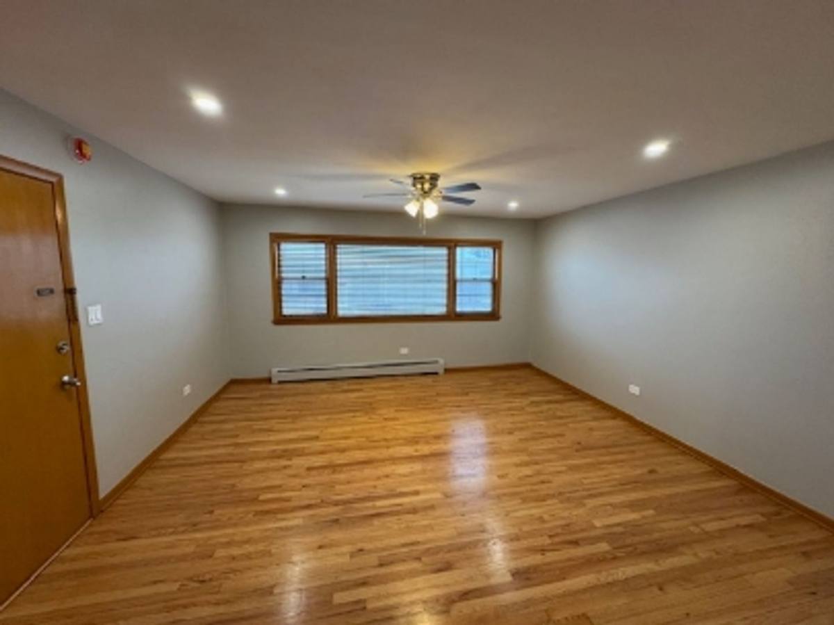 Apartment for rent at 3108 Saint Charles Rd, Bellwood, IL 60104