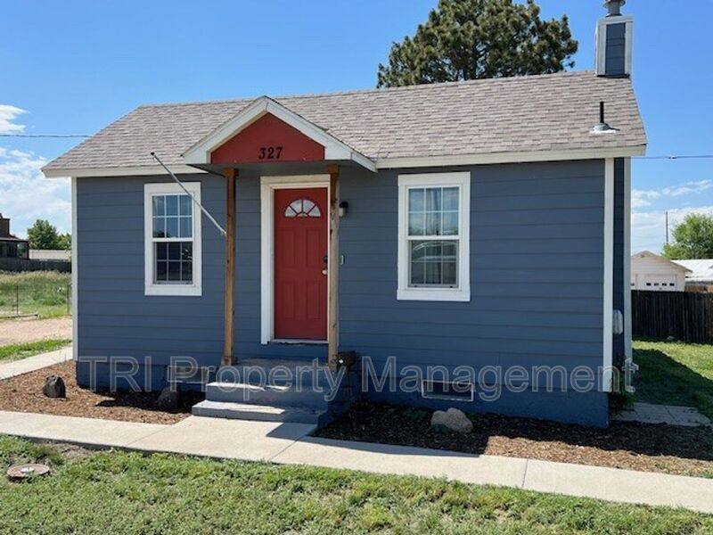 Apartment for rent at 327 S 2nd St, La Salle, CO 80645