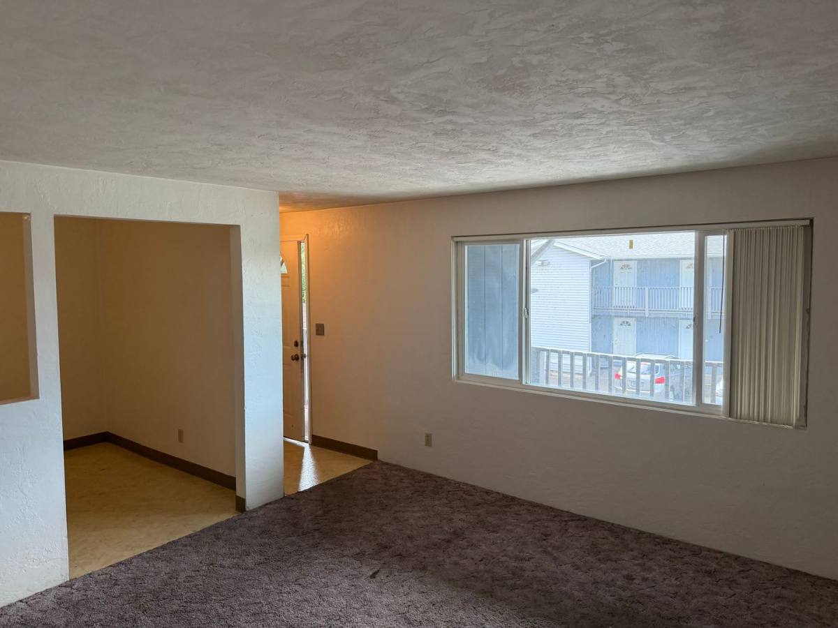 Apartment for rent at 1973 18th St, Springfield, OR 97477