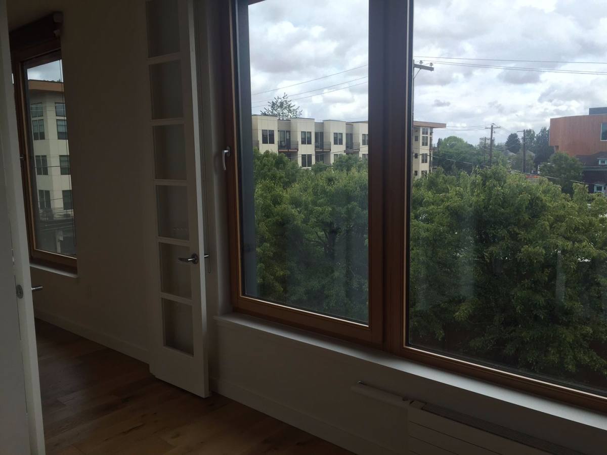 Apartment for rent at 33 N Beach St, Portland, OR 97227