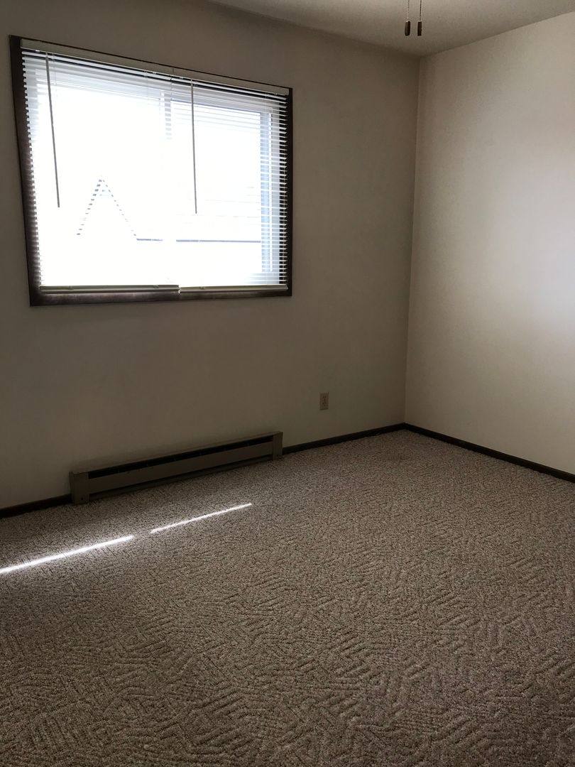 Apartment for rent at 1021 Imperial, Eau Claire, WI 54701