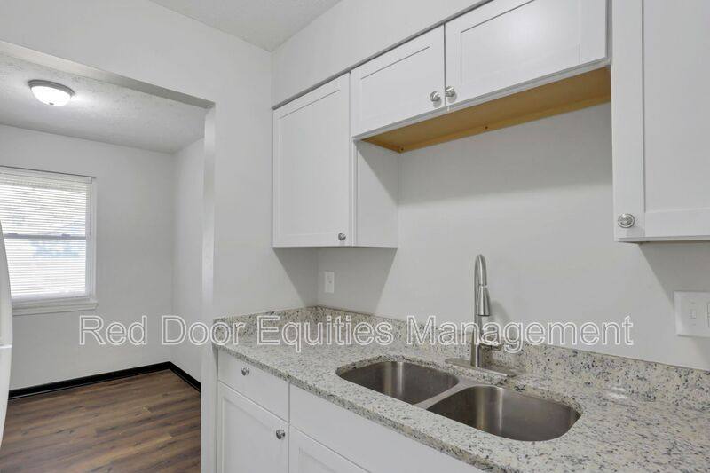 Apartment for rent at 1442 Tiki Lane #2, Lancaster, OH 43130