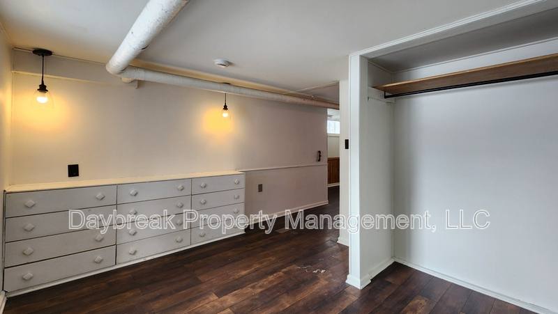 Apartment for rent at 1121 2nd Ave S #5, Fargo, ND 58103