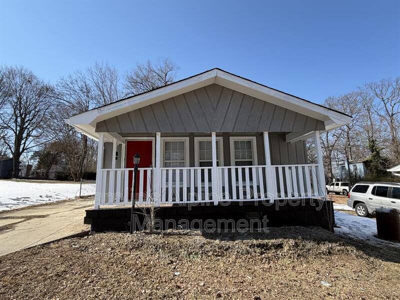 House for rent at 510 Ridgecrest Dr, High Point, NC 27262
