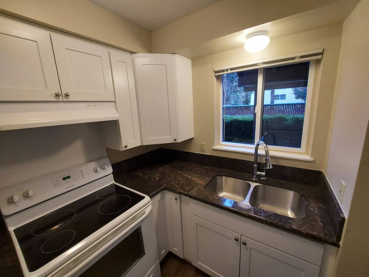 Townhouse for rent at 1531-1547 Mill St SE, Salem, OR 97301