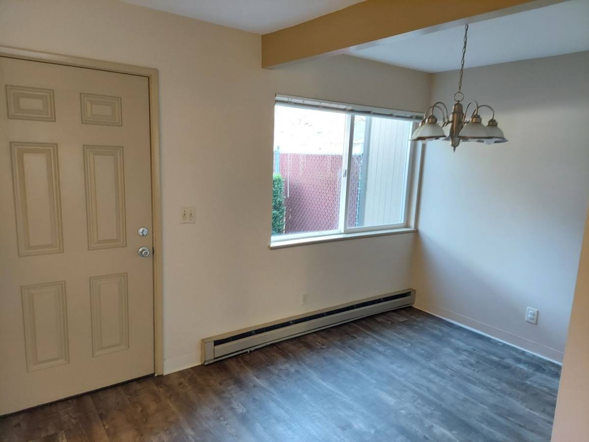 Townhouse for rent at 1531-1547 Mill St SE, Salem, OR 97301