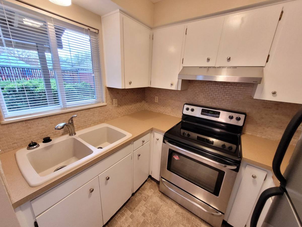 Townhouse for rent at 1531-1547 Mill St SE, Salem, OR 97301