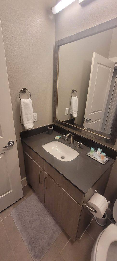 Apartment for rent at 7471 S Clinton St, Englewood, CO 80112