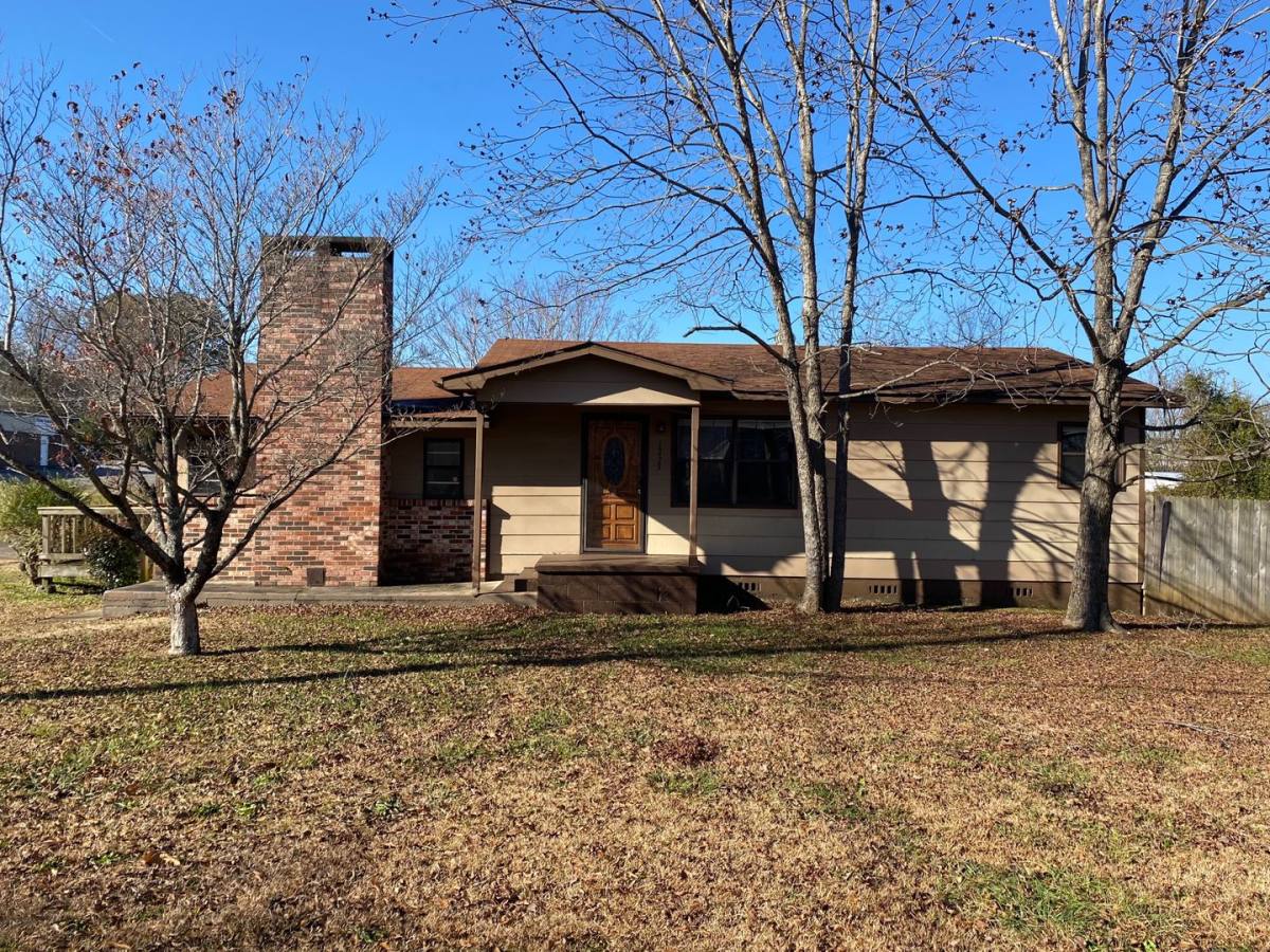 House for rent at 1223 Church Ave SE, Jacksonville, AL 36265