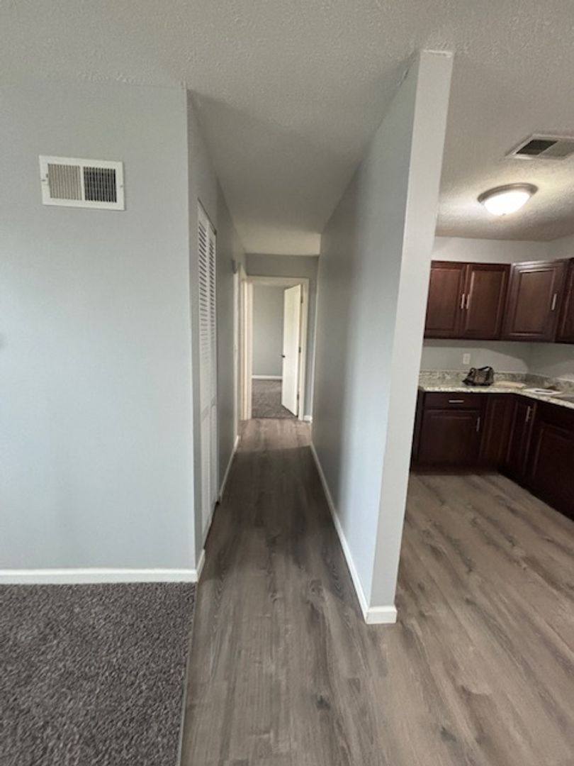 Apartment for rent at 608 N Woodland Dr, Radcliff, KY 40160