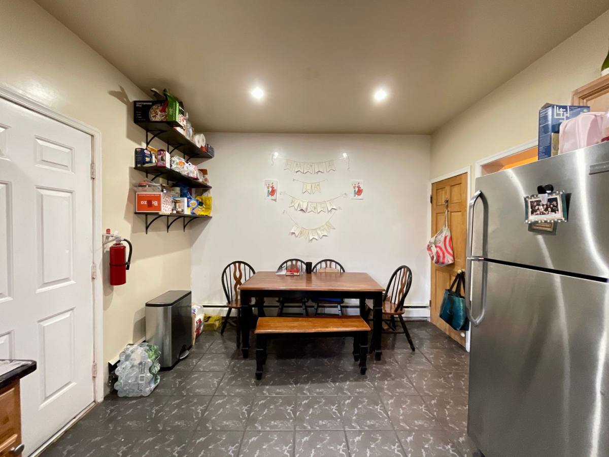 Apartment for rent at 416 N 31st St, Philadelphia, PA 19104