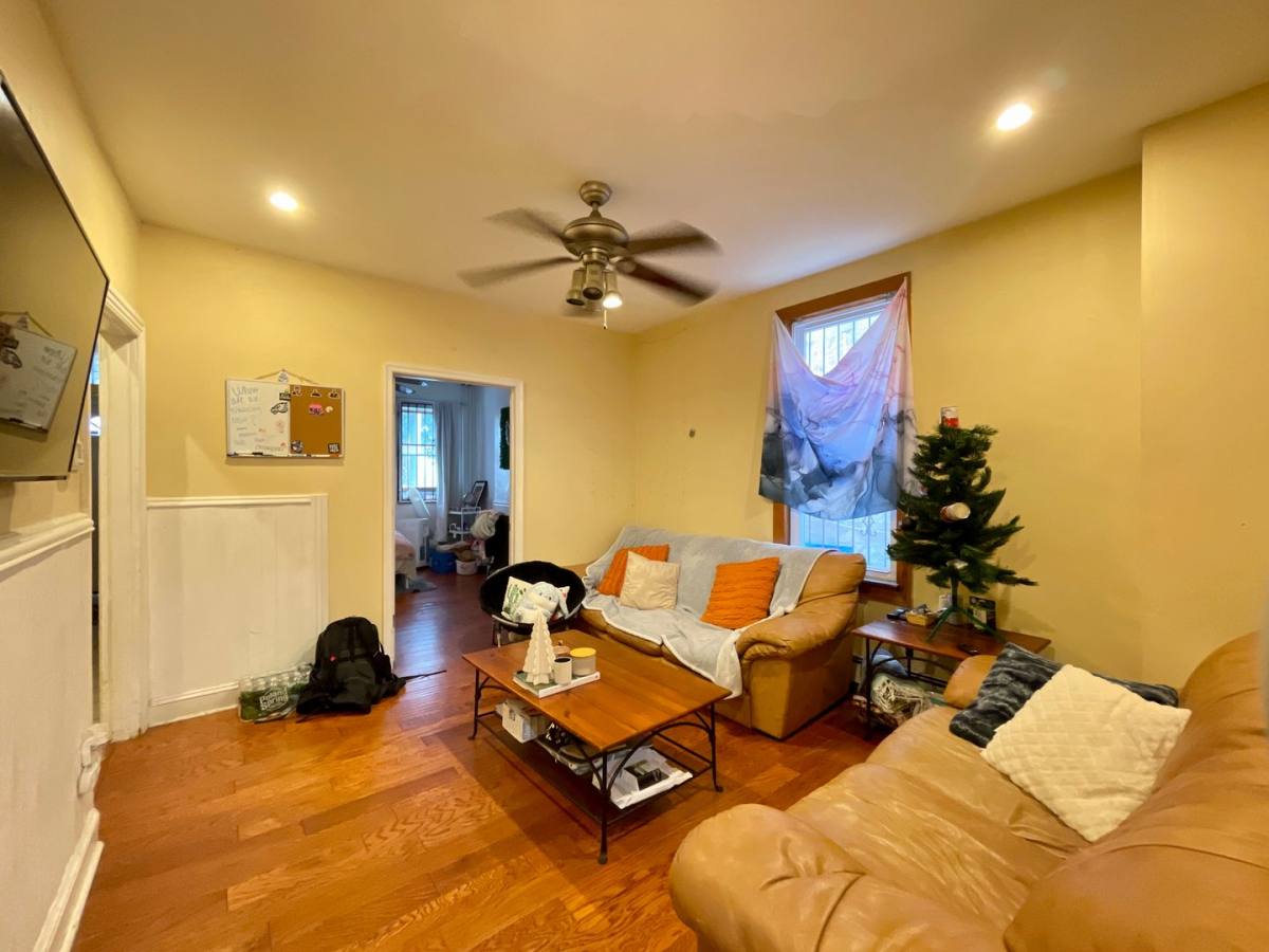 Apartment for rent at 416 N 31st St, Philadelphia, PA 19104
