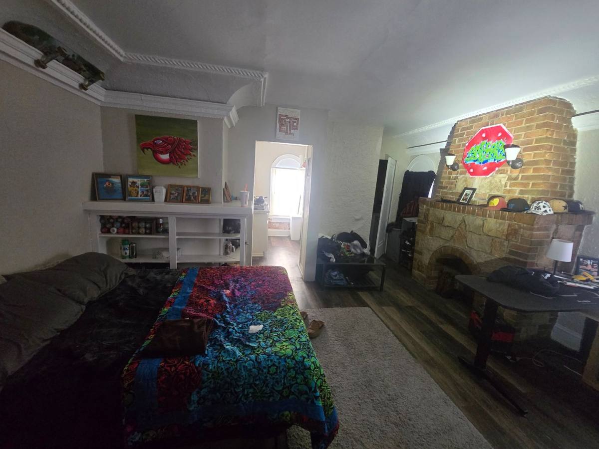 Apartment for rent at 6901-13 W Mitchell St, Milwaukee, WI 53214