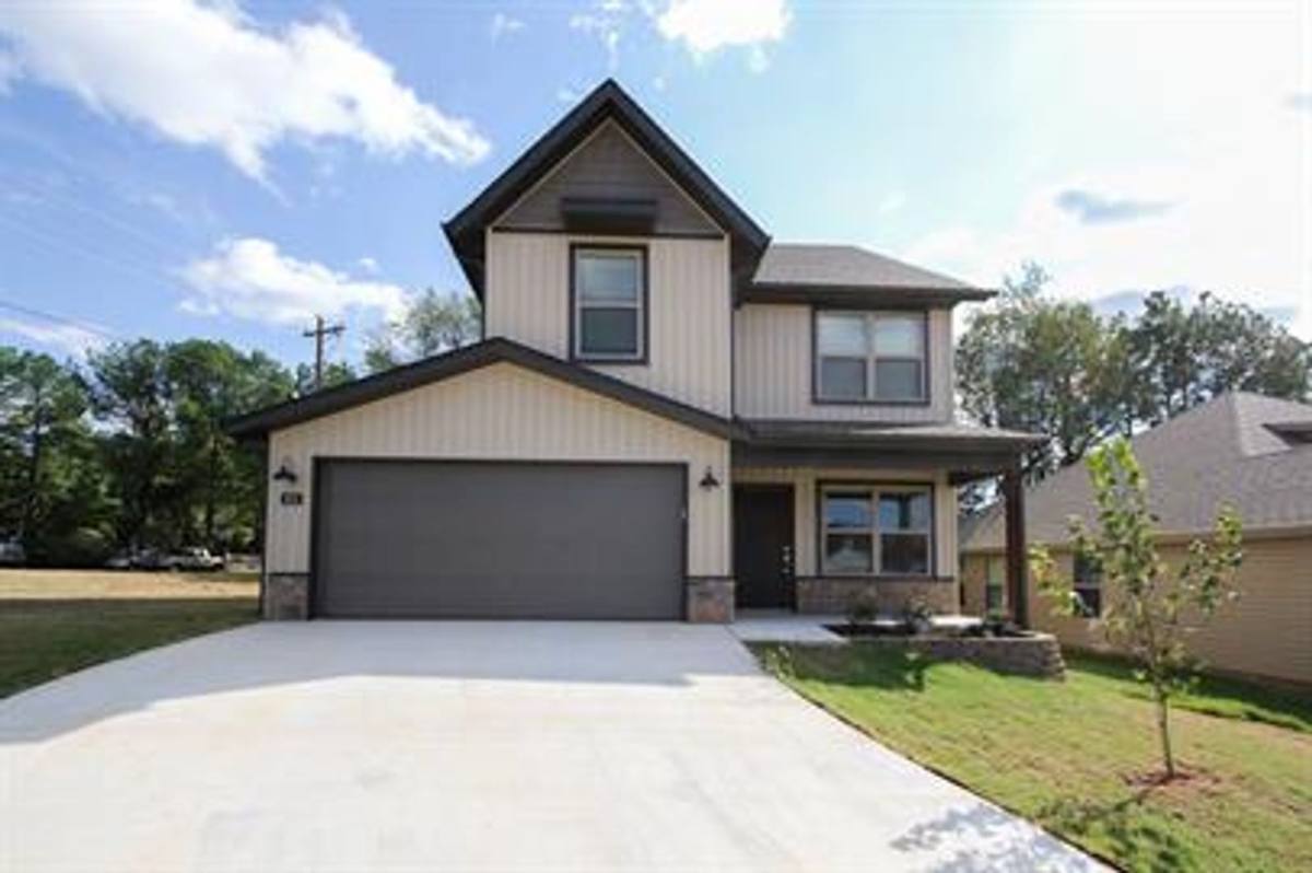 House for rent at 604 E Osage Trace, Rogers, AR 72758